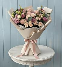 Букет цветов из:  Розы и Лизиантусы #REPLACE_PRED# Шумский