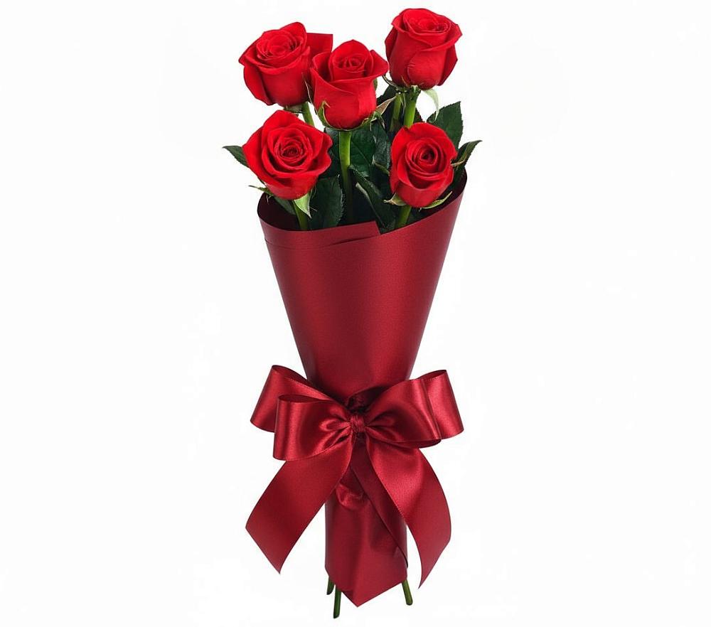 Букет 5 Красных роз Эдлесс Лав в Шумский