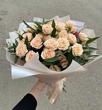 Букет Кремовые розы Латте в Шумский