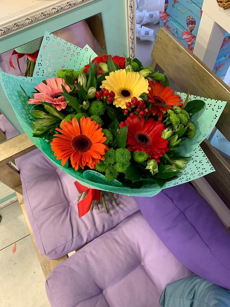 Букет цветов из: Герберы, Хризантемы и Альстромерии в Шумский