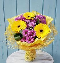 Букет цветов из:  Хризантемы и Герберы #REPLACE_PRED# Шумский