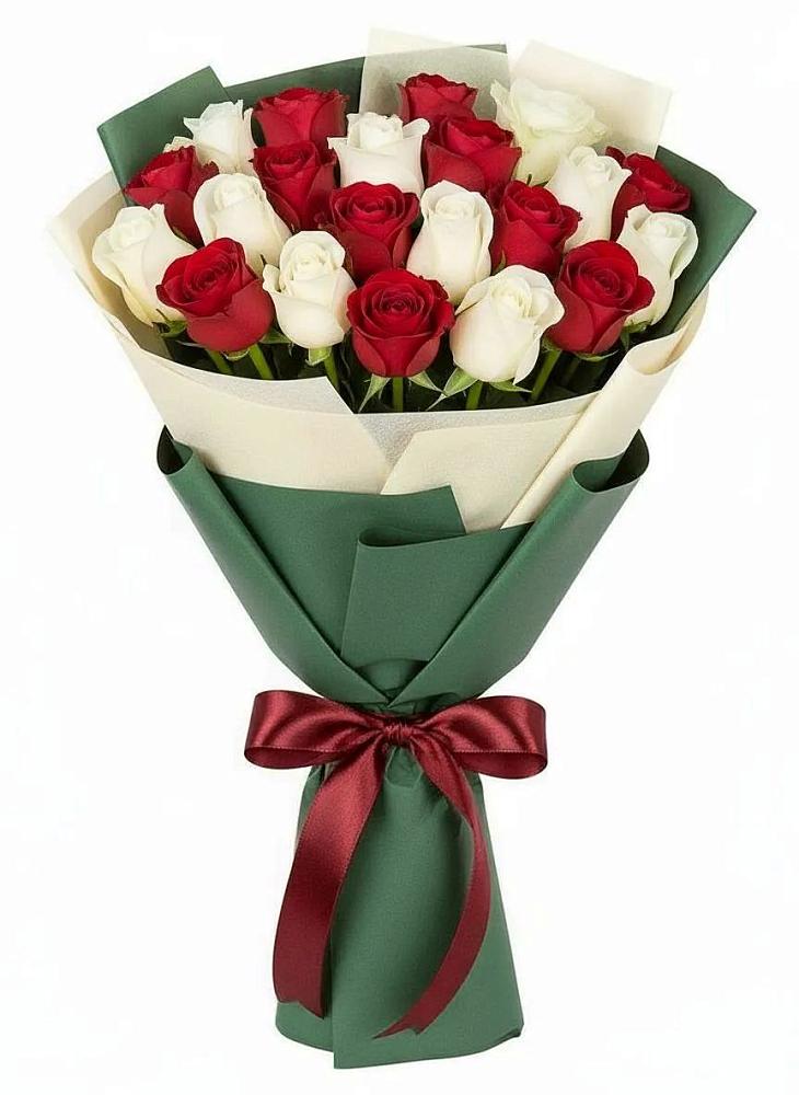 Букет Микс из красных и белых роз в Шумский