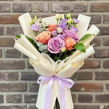 Букет цветов из:  Лизиантусы и Розы #REPLACE_PRED# Шумский