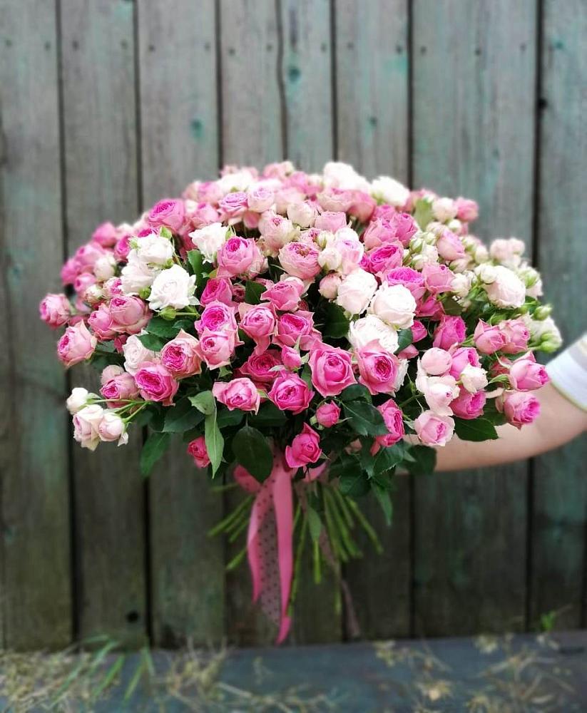 Букет Розовые кустовые розы Натали и Лав Лидия в Шумский