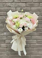 Букет цветов из:  Гвоздики, Розы, Лизиантусы и Хризантемы в Шумский